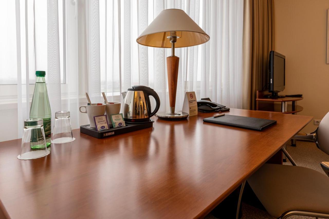 Hotel Globana Airport 4*