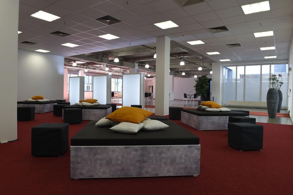 Hotel Globana Airport
